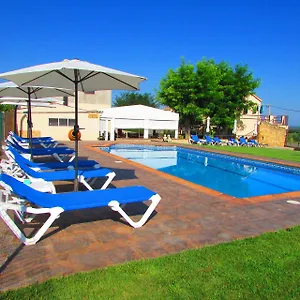 https://hostal-can-bassalis.topcostabravahotels.com