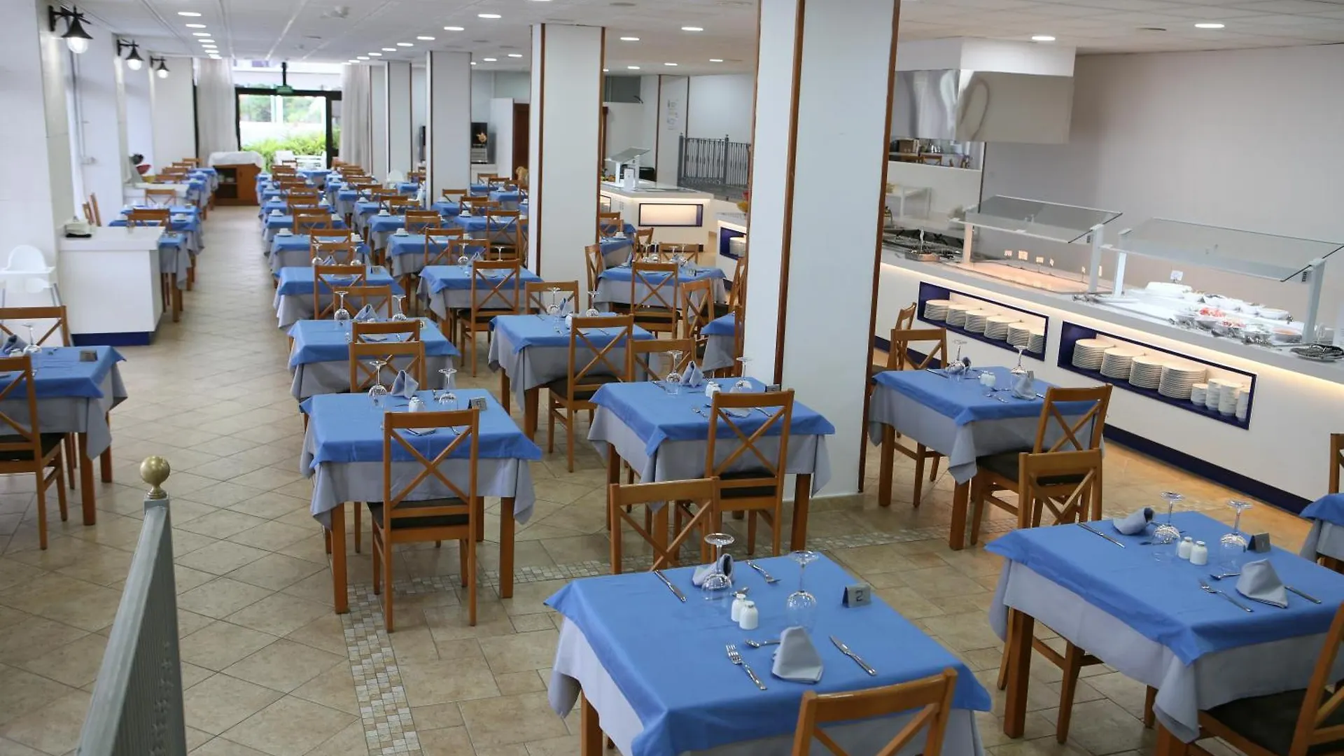 Apartment Hotel-Apartamentos Andorra Playa de las Americas  Spain